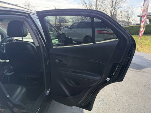Used 2019 Buick Encore Preferred w/ Safety Package image 24