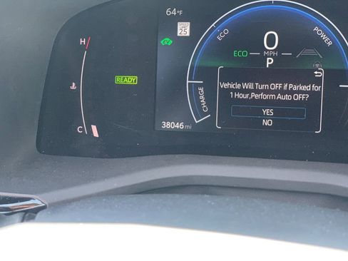Used 2025 Toyota Camry LE FWD image 30