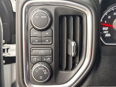 Used 2020 Chevrolet Silverado 1500 LT w/ All-Star Edition image 22