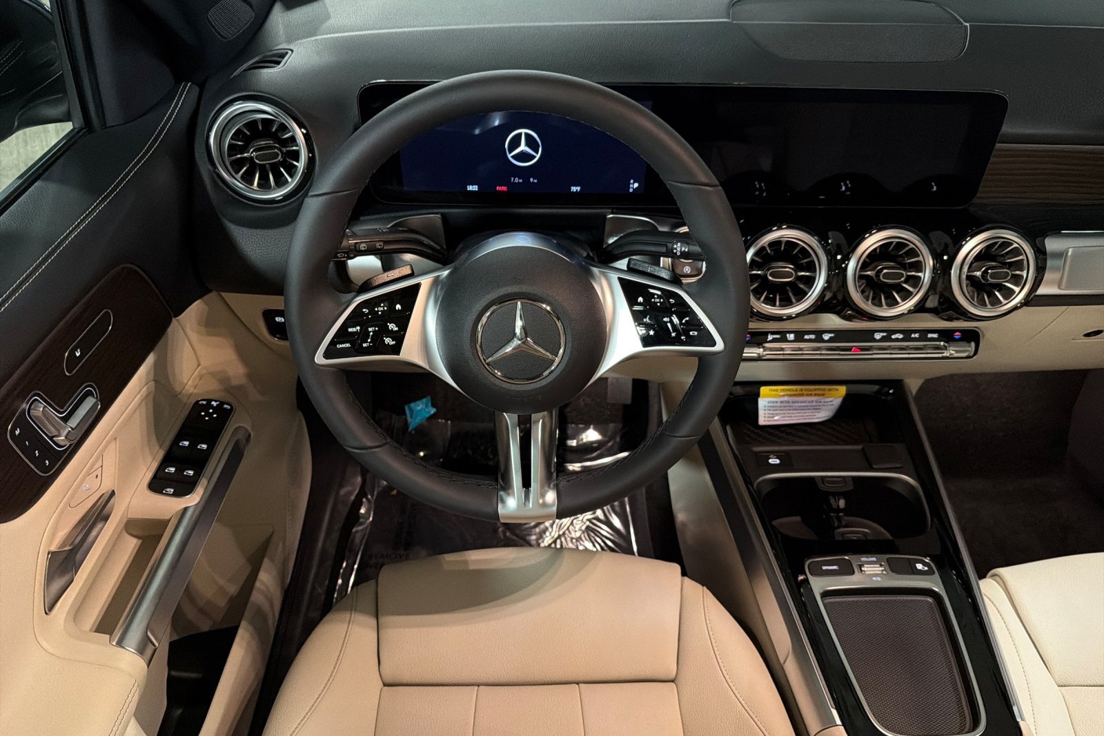 New 2026 Mercedes-Benz GLB 250 image 13