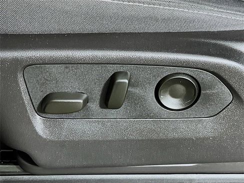 Used 2024 GMC Sierra 1500 Elevation image 11