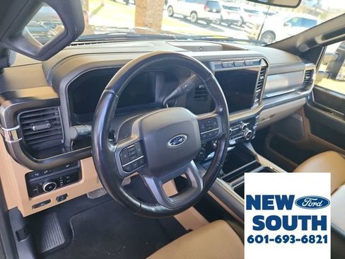 Used 2023 Ford F350 Lariat w/ Chrome Package image 14
