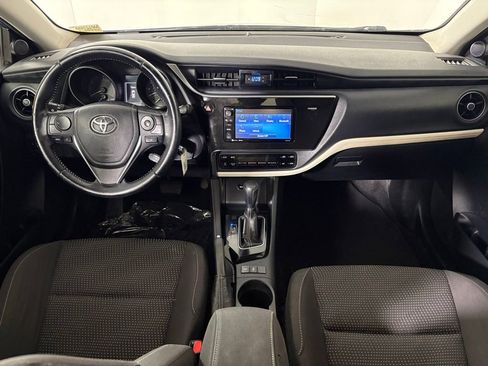 Used 2018 Toyota Corolla iM w/ Carpet Mat Package (TMS) FWD image 31