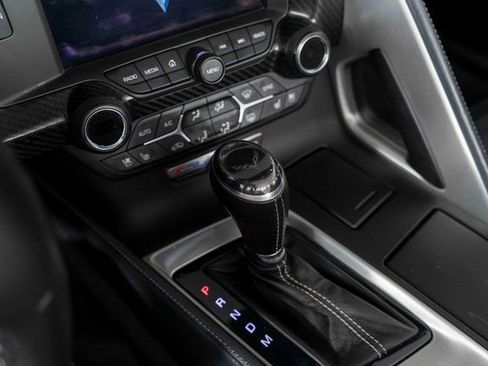 Used 2015 Chevrolet Corvette Z06 w/ 3LZ Preferred Equipment Group image 22