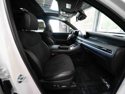 Used 2025 Hyundai Palisade Calligraphy AWD/4WD image 27