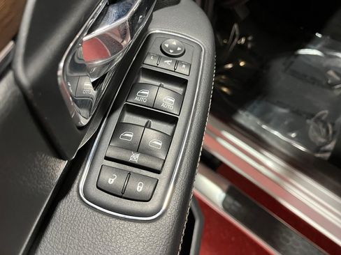 Used 2017 RAM 3500 Laramie image 20