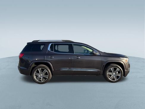 Used 2017 GMC Acadia Denali FWD image 9