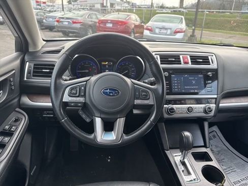 Used 2017 Subaru Outback 2.5i Limited w/ Popular Package #5 AWD/4WD image 15