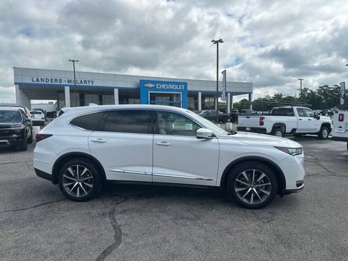Used 2025 Acura MDX SH-AWD w/ Technology Package image 2