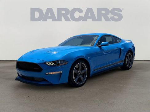 Used 2022 Ford Mustang GT Premium w/ GT Performance Package RWD image 3