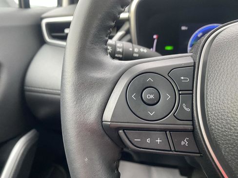 Used 2024 Toyota Corolla Cross AWD Hybrid w/ Convenience Package image 21