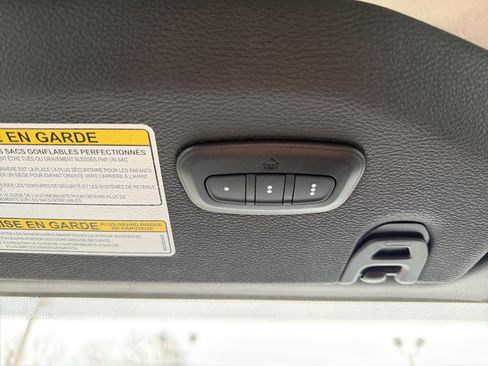 Used 2022 Jeep Wrangler Unlimited Sahara w/ Cold Weather Group image 24