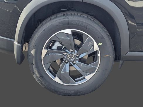 New 2026 Nissan Rogue SV image 9