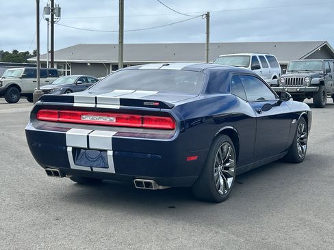 Used 2014 Dodge Challenger SRT8 RWD image 5