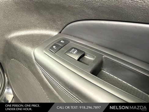 Used 2019 Jeep Grand Cherokee Overland RWD image 51