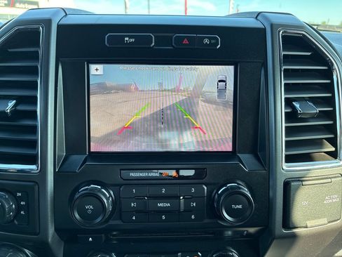 Used 2016 Ford F150 XLT w/ Equipment Group 302A Luxury AWD/4WD image 28