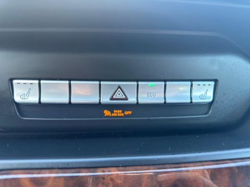 Used 2013 Mercedes-Benz C 300 Sport image 19