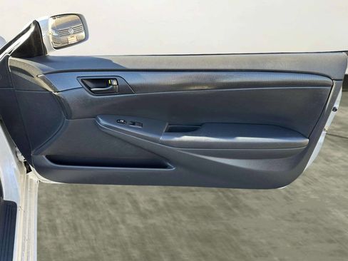 Used 2006 Toyota Solara SE image 23