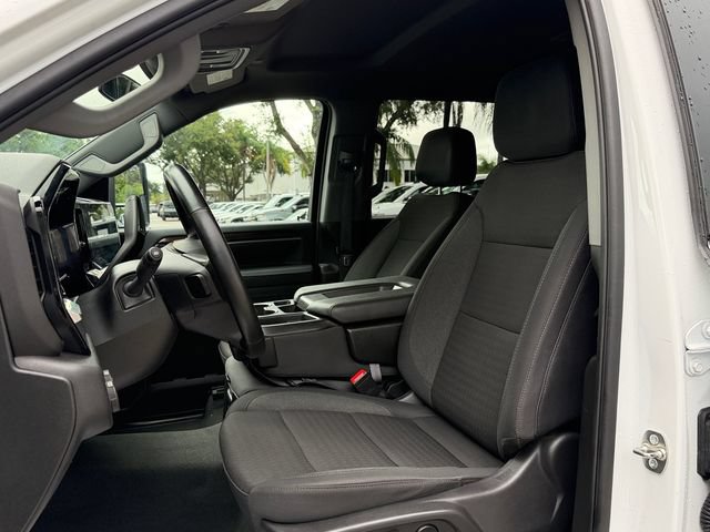 Used 2025 Chevrolet Silverado 2500 LT w/ Convenience Package AWD/4WD image 9
