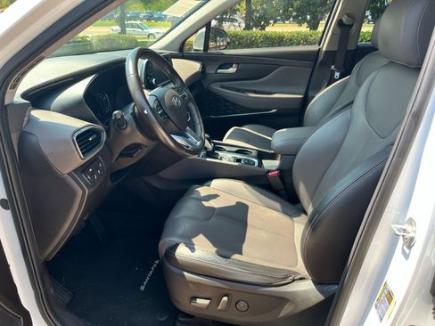 Used 2019 Hyundai Santa Fe Limited image 10