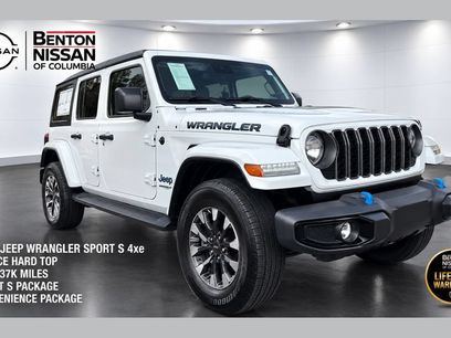 Used 2024 Jeep Wrangler Unlimited w/ Convenience Group