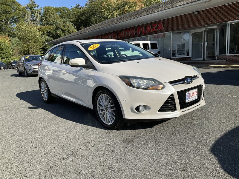 Used 2013 Ford Focus Titanium FWD image 3