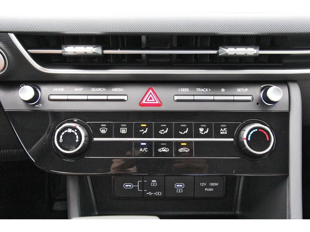 Used 2025 Hyundai Sonata SE FWD image 27