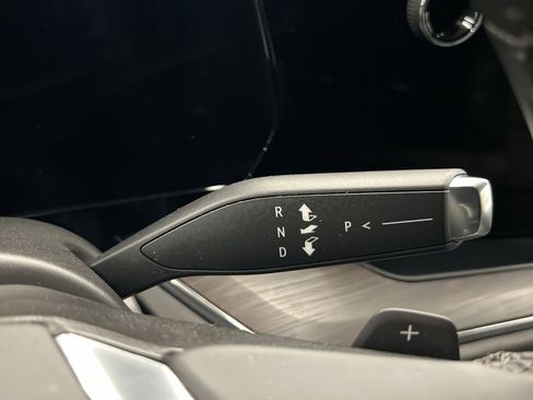 Used 2025 Chevrolet Tahoe LT image 18