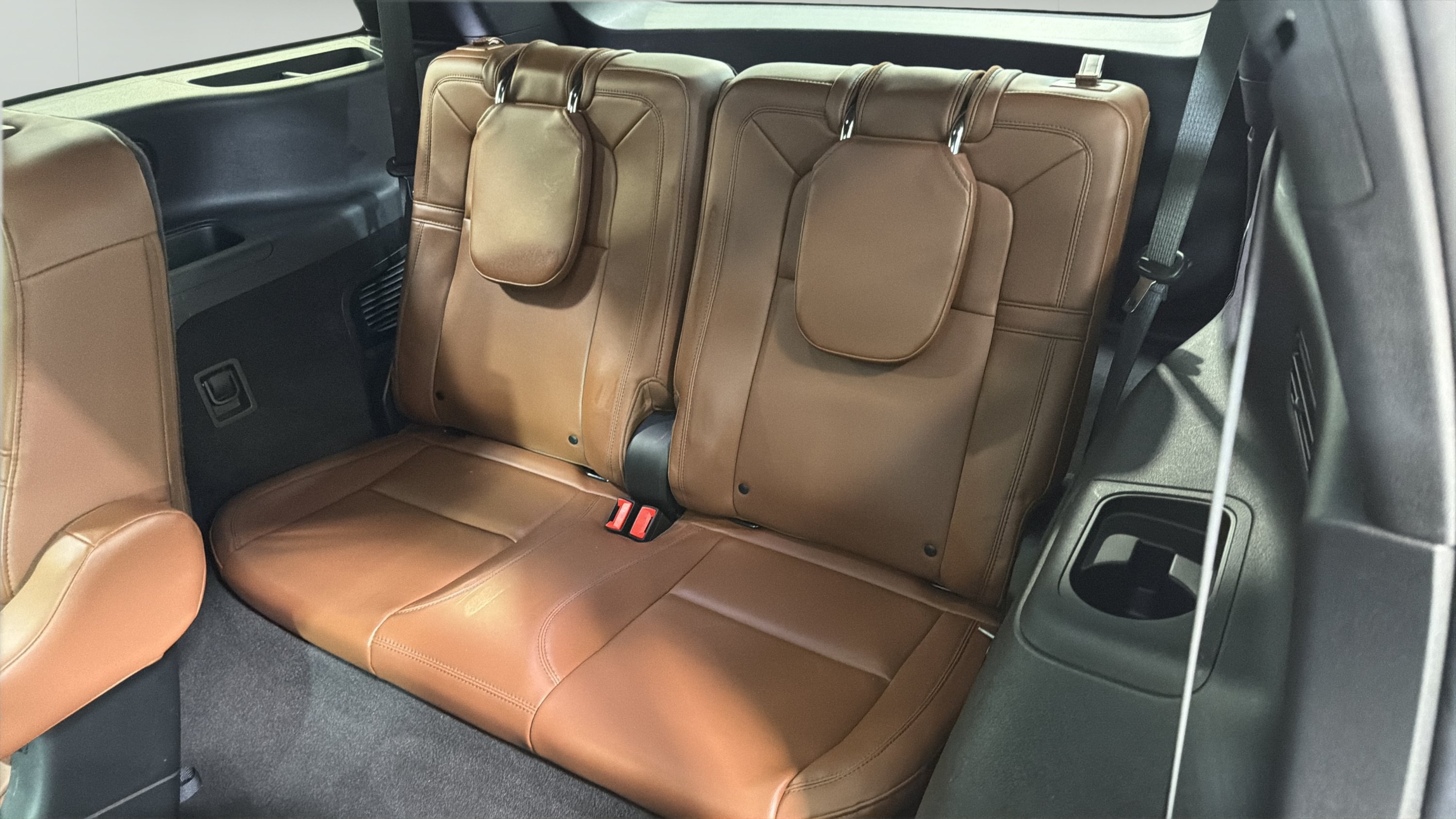 Used 2023 Lincoln Aviator Reserve w/ Class IV Trailer Tow Package RWD image 23