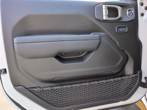 New 2026 Jeep Wrangler Unlimited Sport AWD/4WD image 17