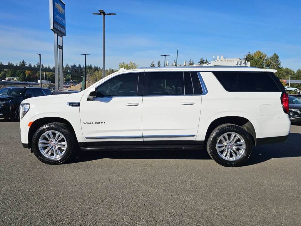 Certified 2022 GMC Yukon XL SLT w/ Max Trailering Package AWD/4WD image 8