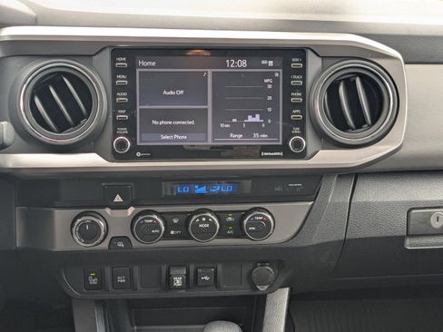 Used 2022 Toyota Tacoma SR5 w/ Technology Package image 16