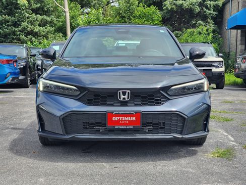 Used 2025 Honda Civic Sport image 2