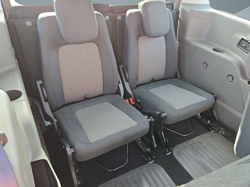 Used 2022 Ford Transit Connect XL image 30