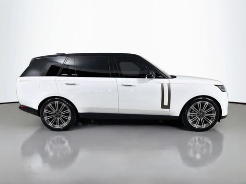 Certified 2023 Land Rover Range Rover Long Wheelbase SE AWD/4WD image 4