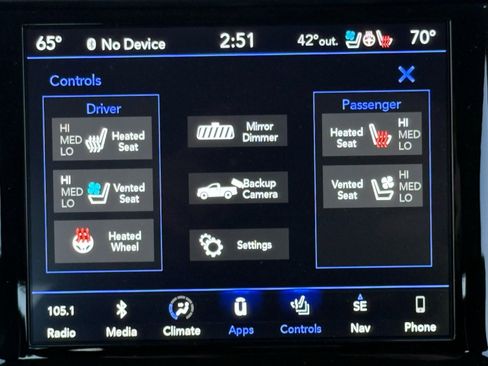 Used 2019 RAM 1500 Laramie image 22