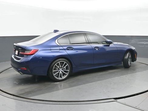 Used 2020 BMW 330i xDrive Sedan w/ Premium Package AWD/4WD image 3