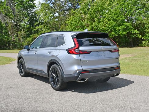 Used 2024 Honda CR-V Sport image 3