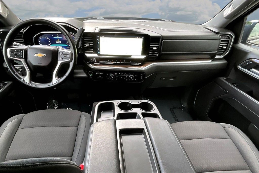 Used 2026 Chevrolet Silverado 1500 LT AWD/4WD image 10