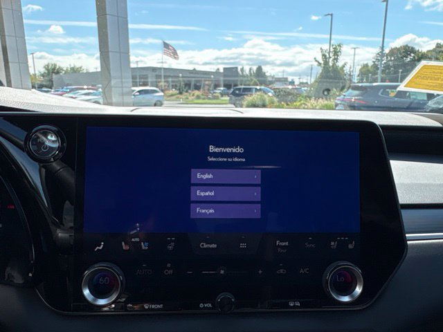 Used 2024 Lexus RX 500h F Sport w/ Convenience Package AWD/4WD image 18