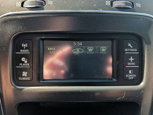 Used 2018 Dodge Journey SE w/ Connectivity Group FWD image 13