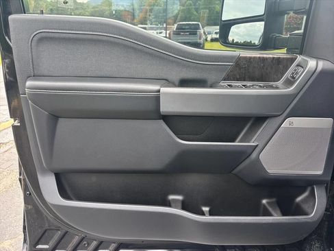 Used 2024 Ford F250 Lariat w/ Tremor Off-Road Package AWD/4WD image 26