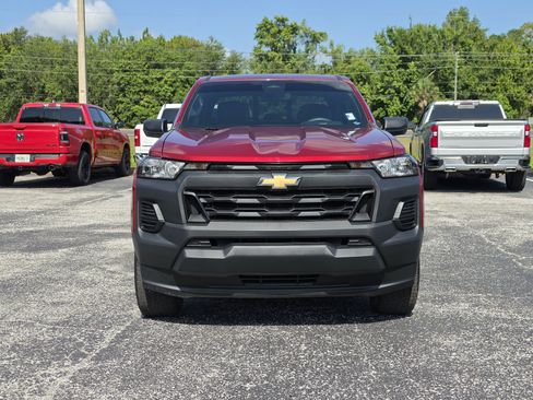 Used 2024 Chevrolet Colorado W/T w/ WT Convenience Package II RWD image 12