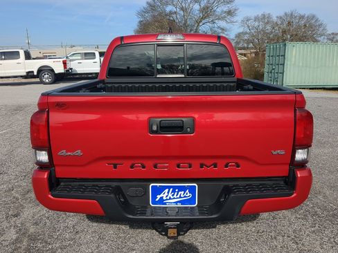 Used 2021 Toyota Tacoma SR image 4
