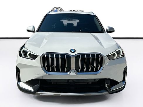 Certified 2023 BMW X1 xDrive28i w/ Convenience Package image 2