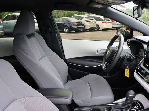Used 2022 Toyota Corolla SE FWD image 8