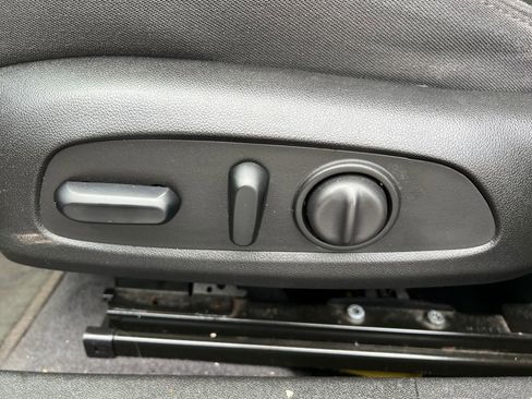 Used 2019 Chevrolet Malibu LT image 14