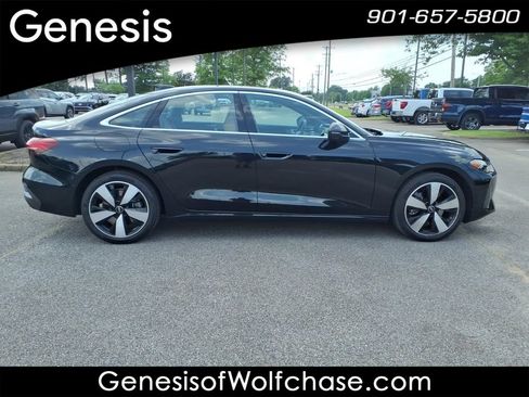 Used 2025 Audi A5 2.0T Premium Plus w/ Premium Plus AWD/4WD image 6