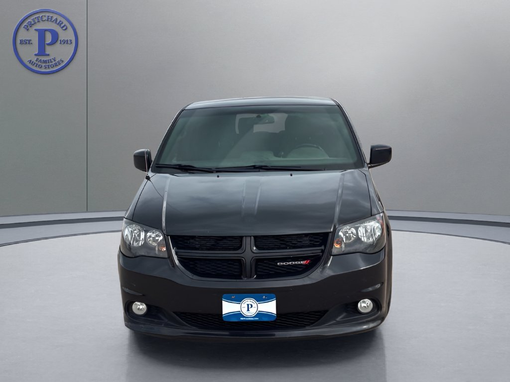 Used 2015 Dodge Grand Caravan R/T w/ Driver Convenience Group FWD image 2