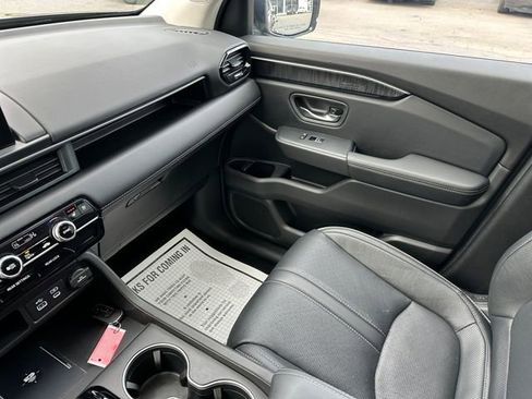 Used 2023 Honda Pilot Elite image 30